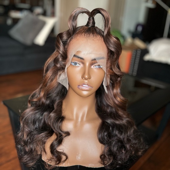 24’ Hand painted pre-custom highlight Lace-front Bodywave - Picture 12 of 12